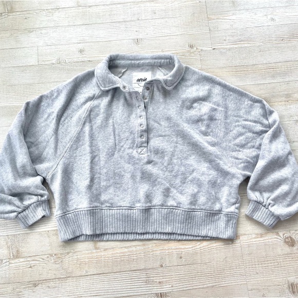 aerie Tops - Aerie Cropped Collared Henley Sweatshirt | Heather
Grey M